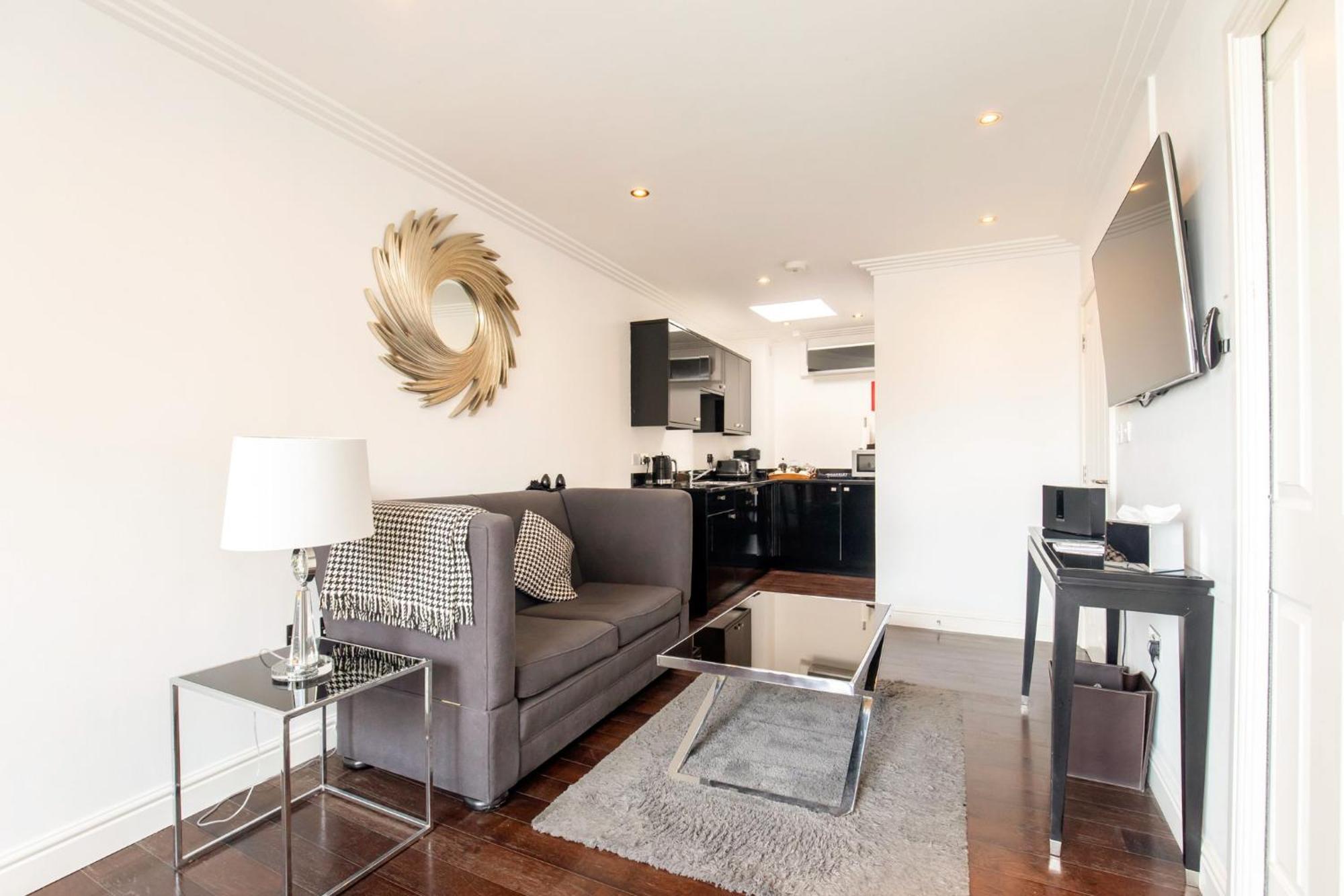 Strozzi Palace Suites By Mansley Cheltenham Exteriör bild