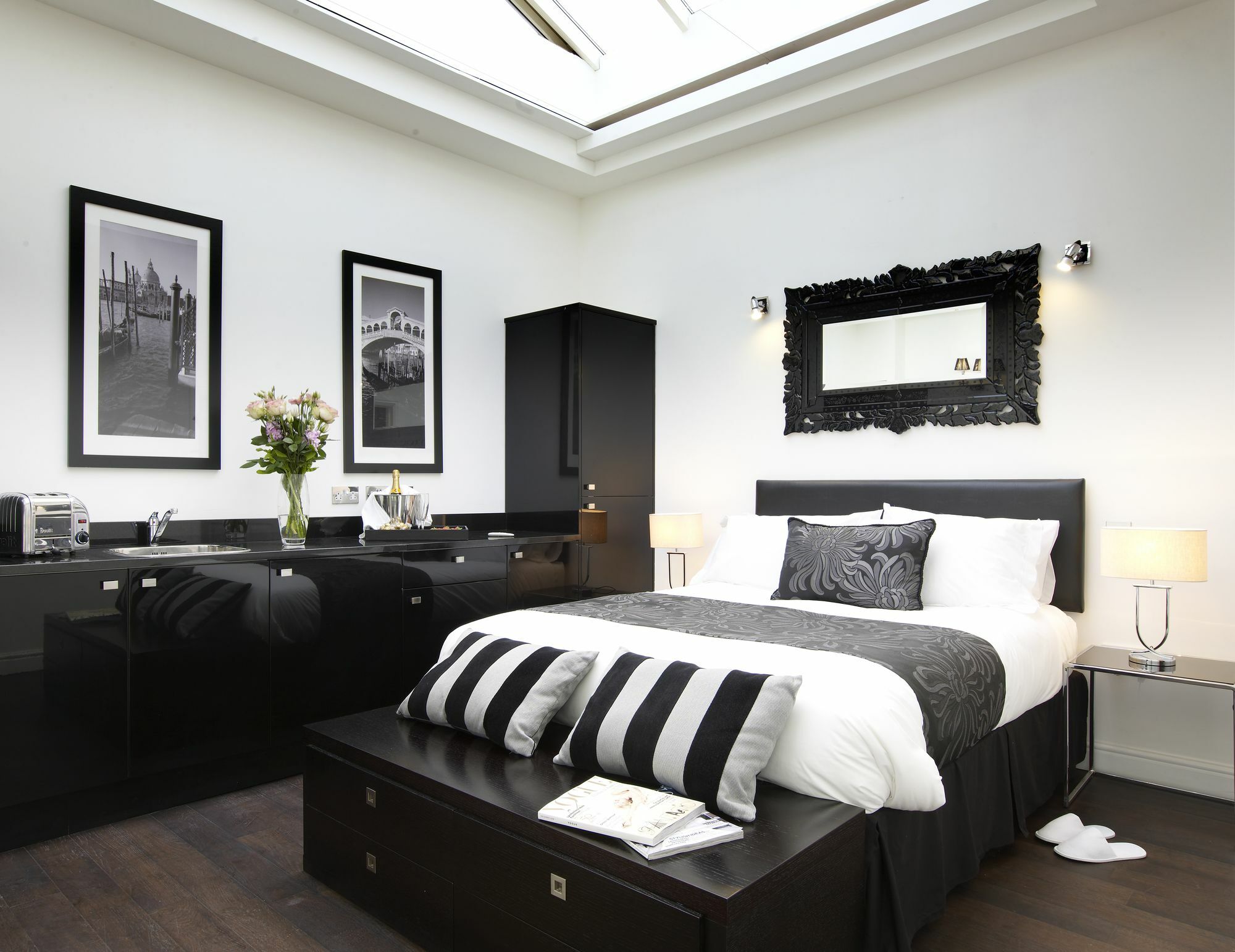 Strozzi Palace Suites By Mansley Cheltenham Exteriör bild
